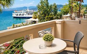 Lido Sea View Studios
